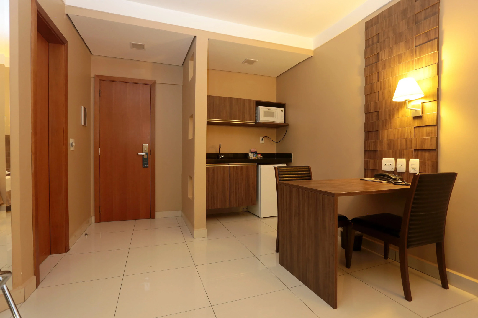 Golden Tower Maurílio Biagi by Fênix Hotéis