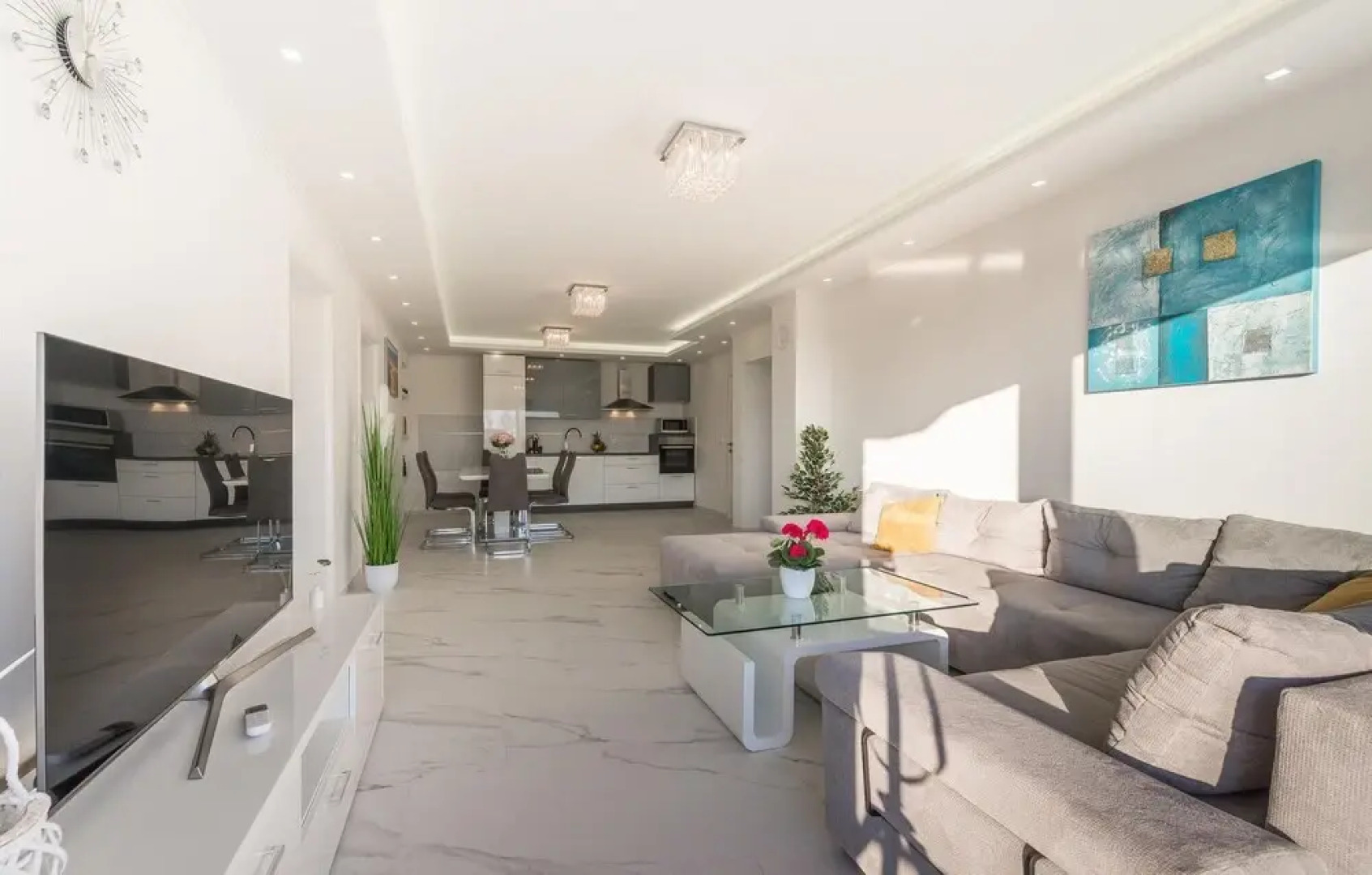 Stunning Home in Vrsi With 5 Bedrooms, Wifi and Outdoor Swimming Pool