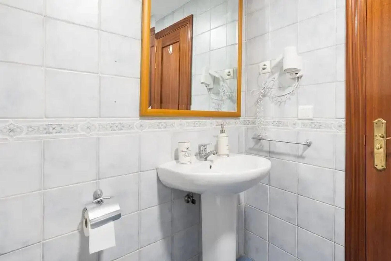 Malagasuite Lovely And Comfy