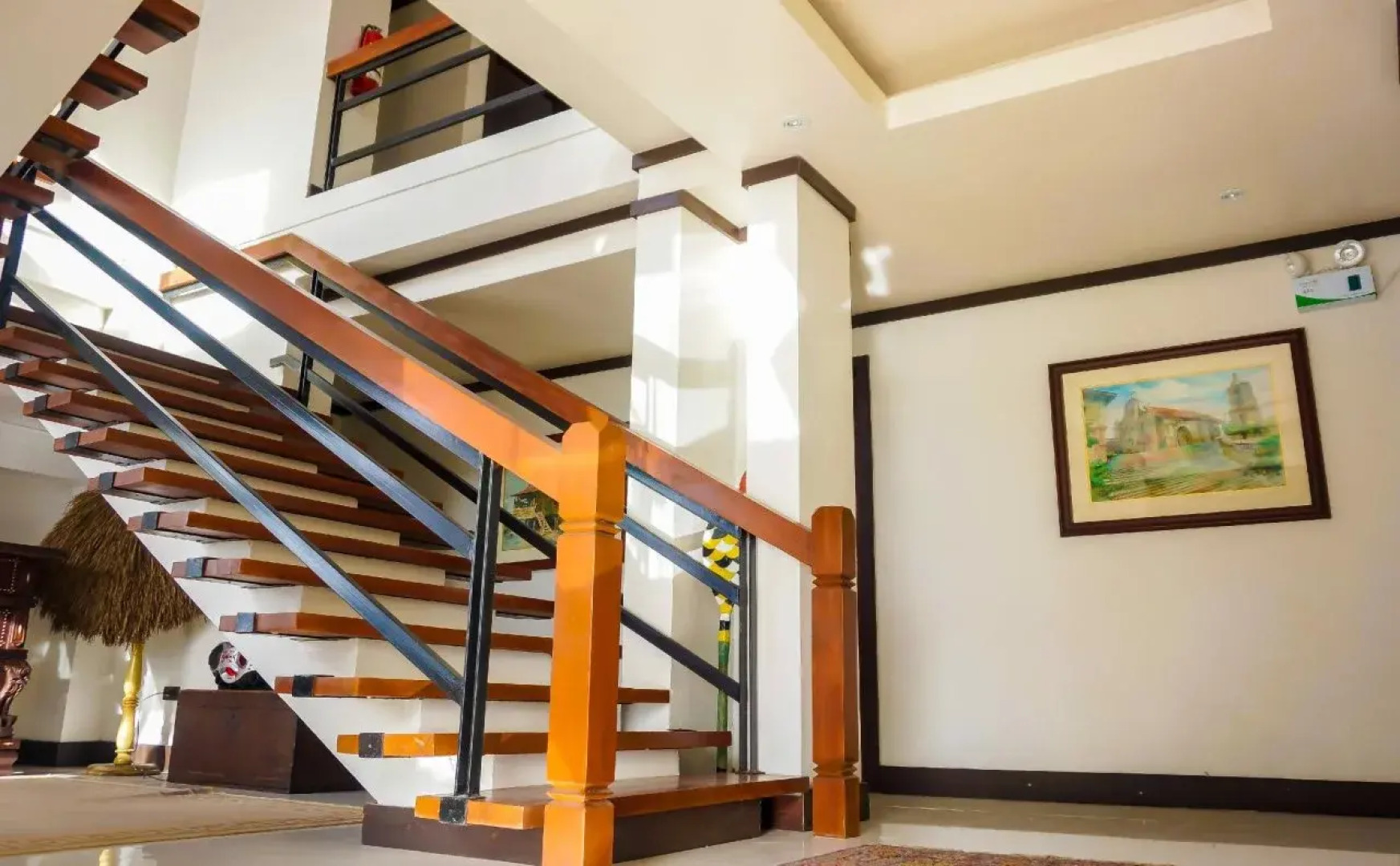 Veranda Suites and Restaurant