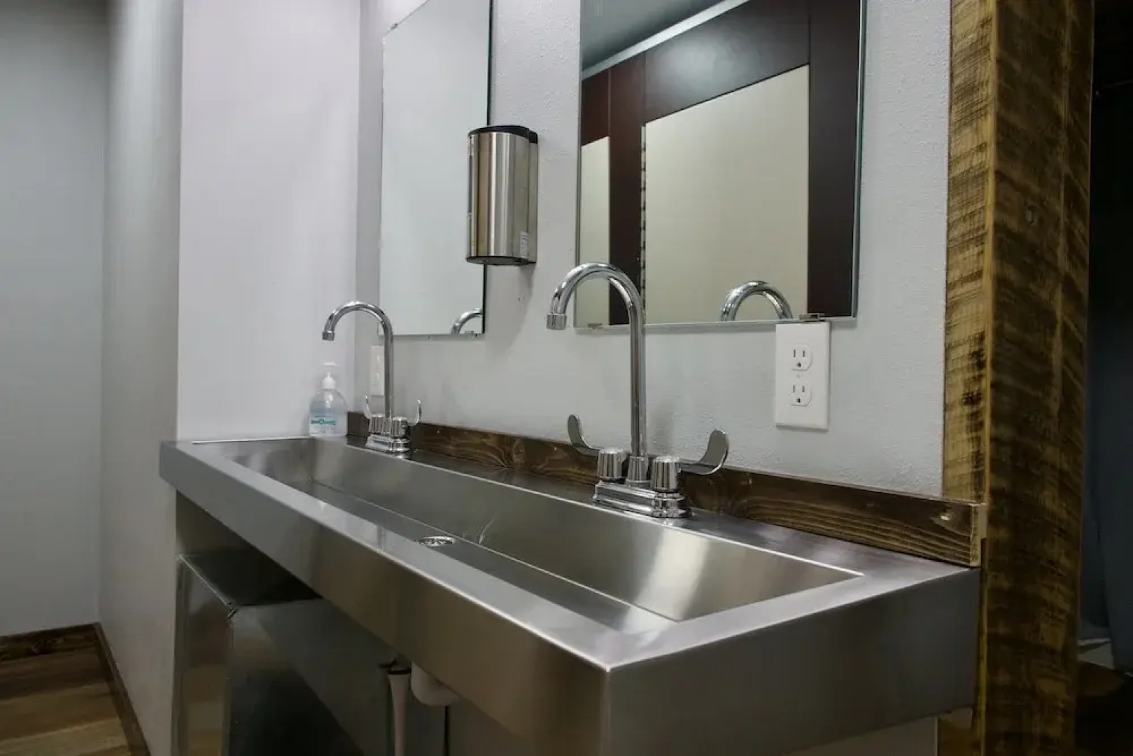 Pintler's Portal Hostel