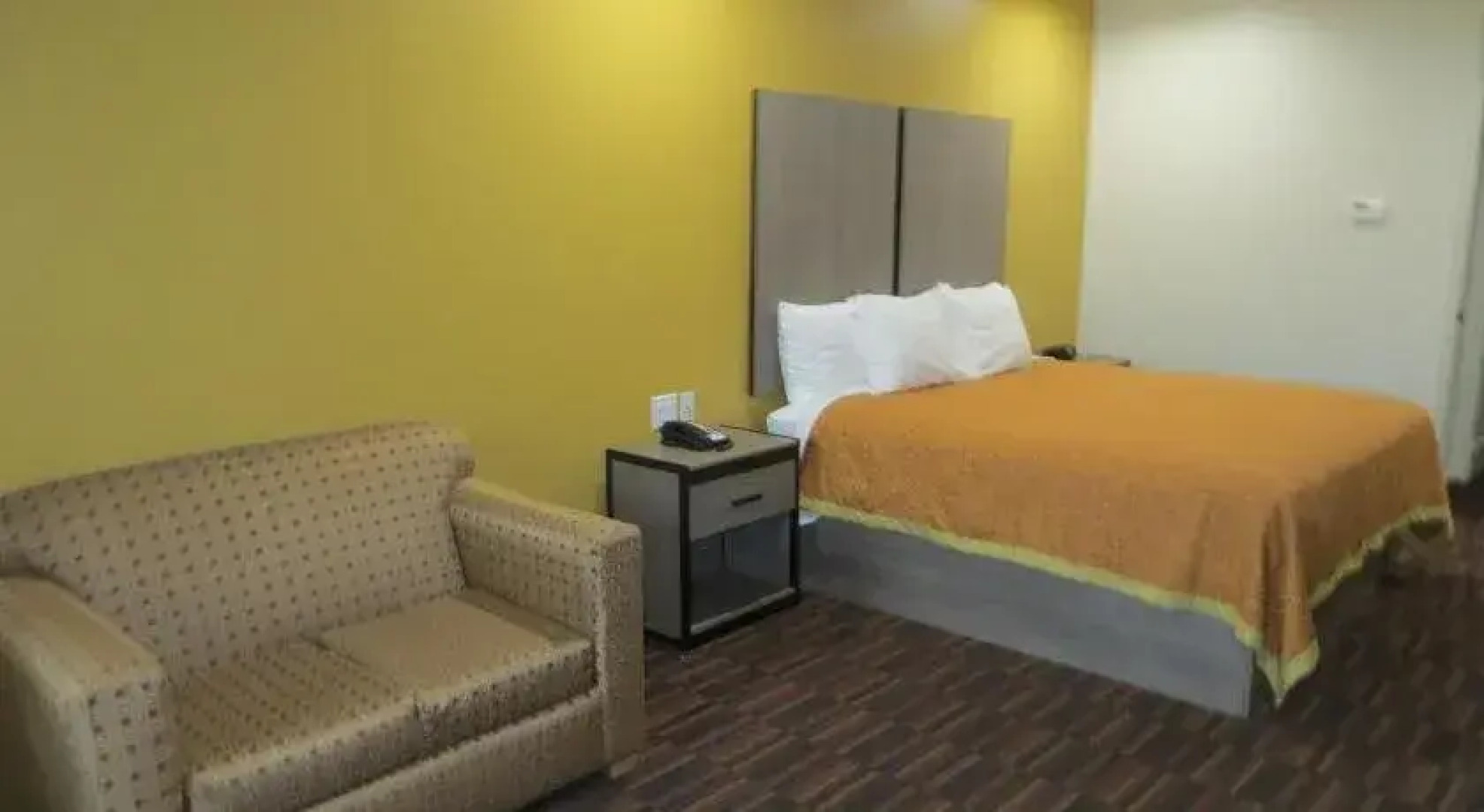 Scottish Inns & Suites Fry Road