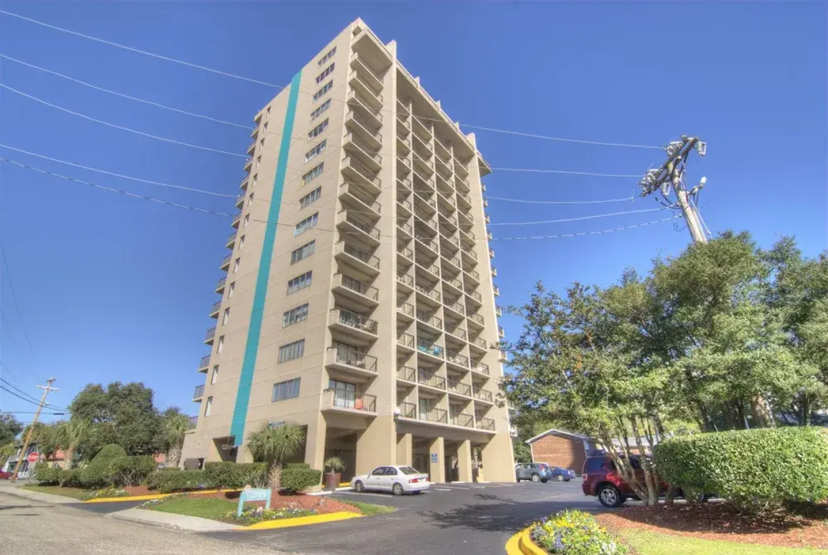 Dunes Towers by Palmetto Vacations