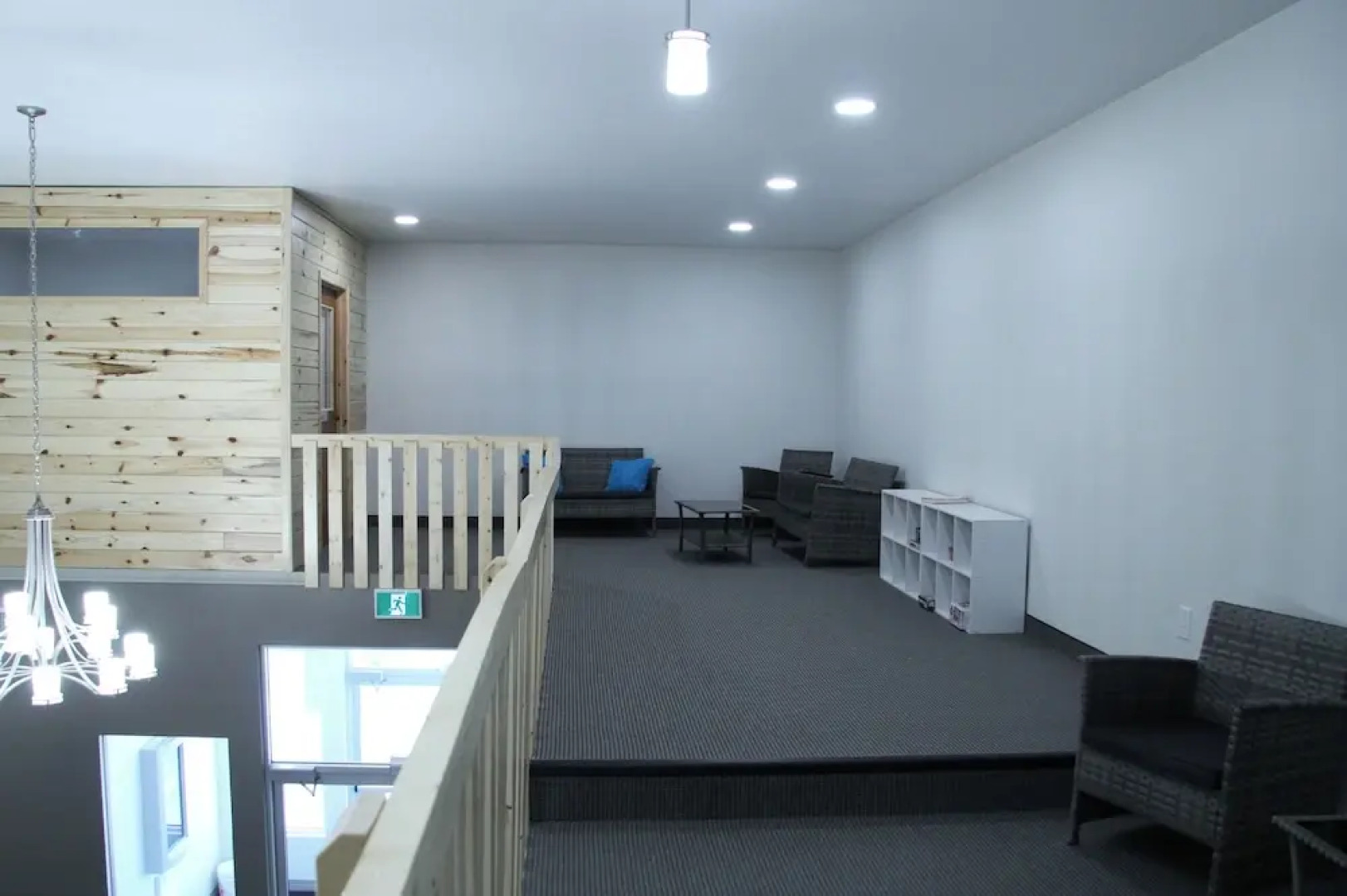 Roadhouse 52 Inn & Suites