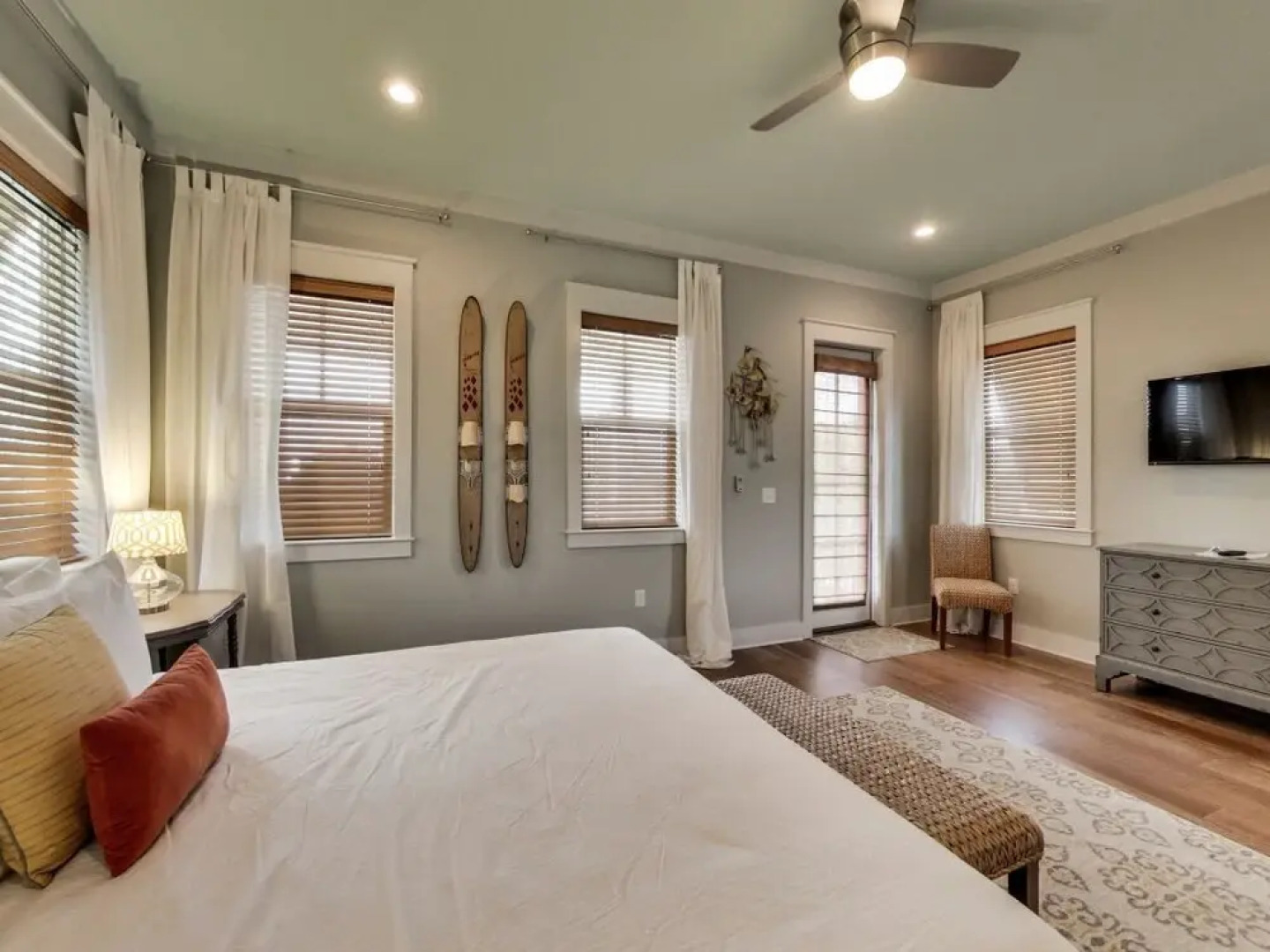 The Dawn Treader - 1232982