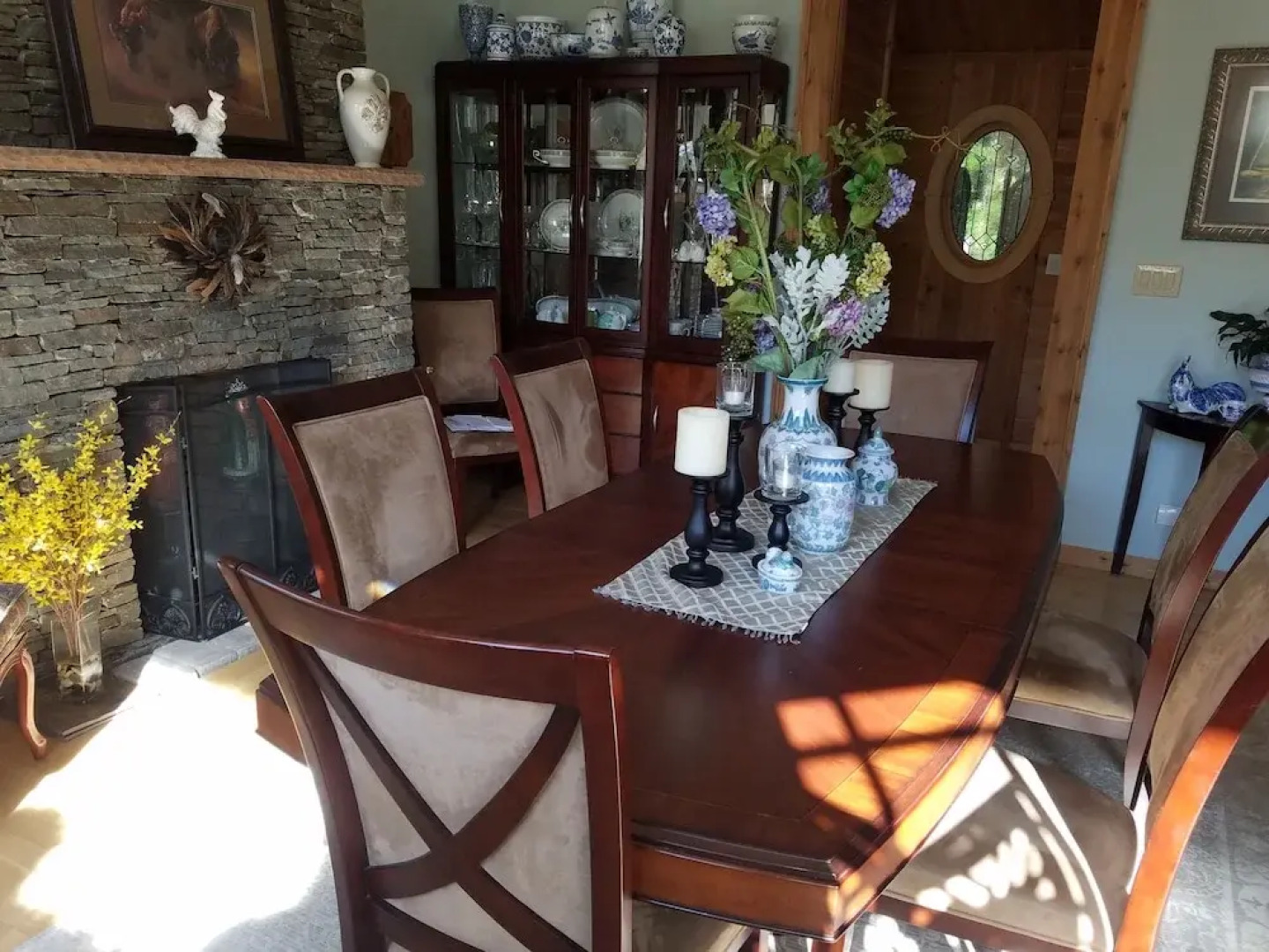 Silly Chickens Lodge B&B