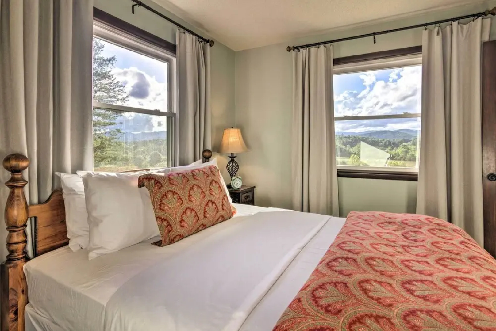 'pisgah Forest Shifting Gears House w/ Views!