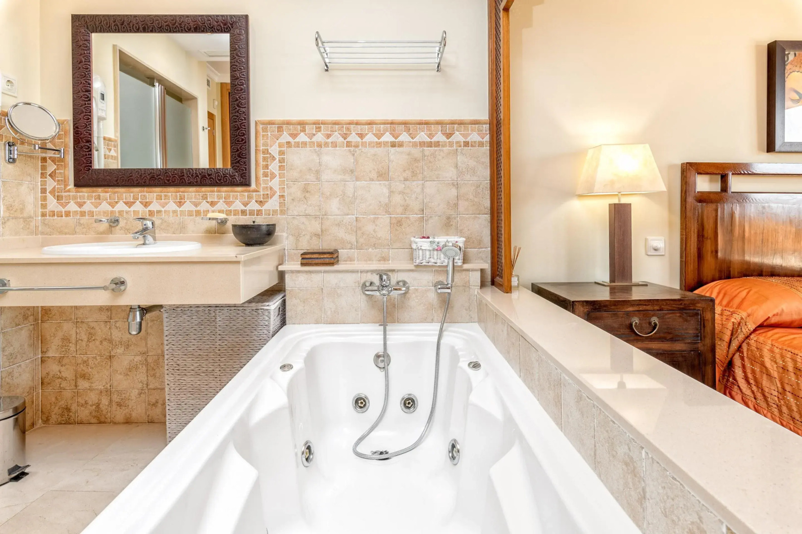 Stunning 2BR Sea View Condo 8 in Malibu