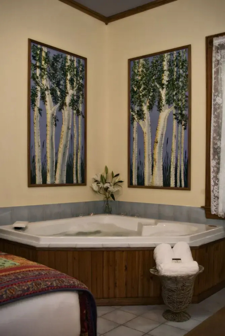 Rockwell Falls Inn and Wine Bar