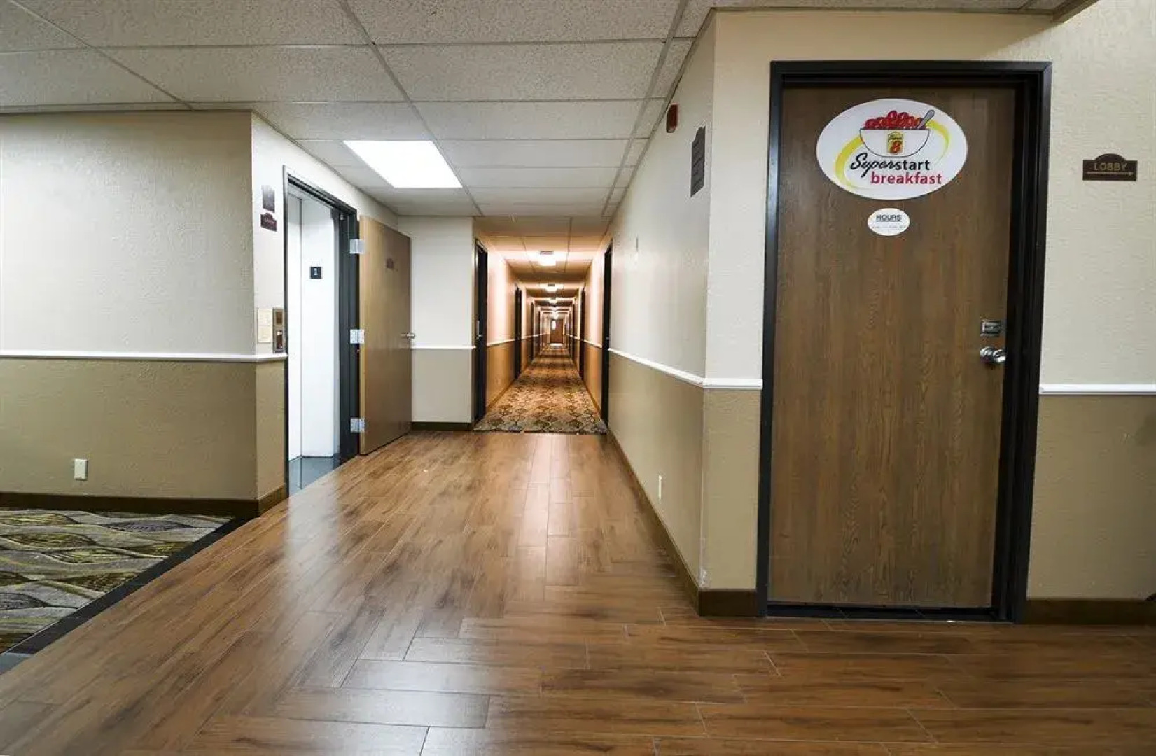 Super 8 by Wyndham Wenatchee