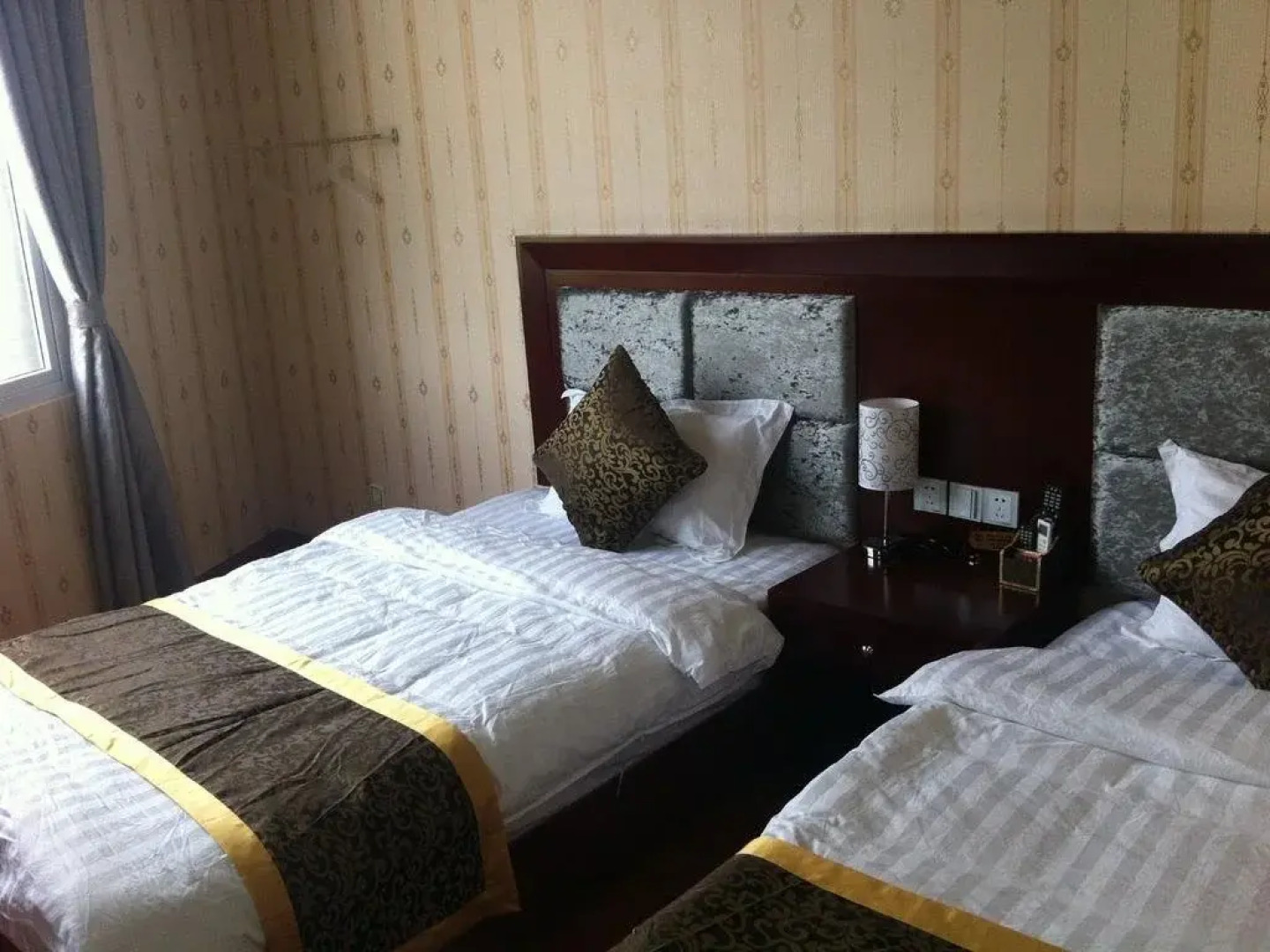 Chenxin Business Inn