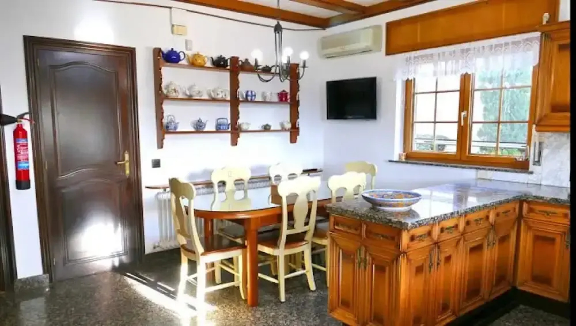 7 Rooms Chalet With Swimming Pool