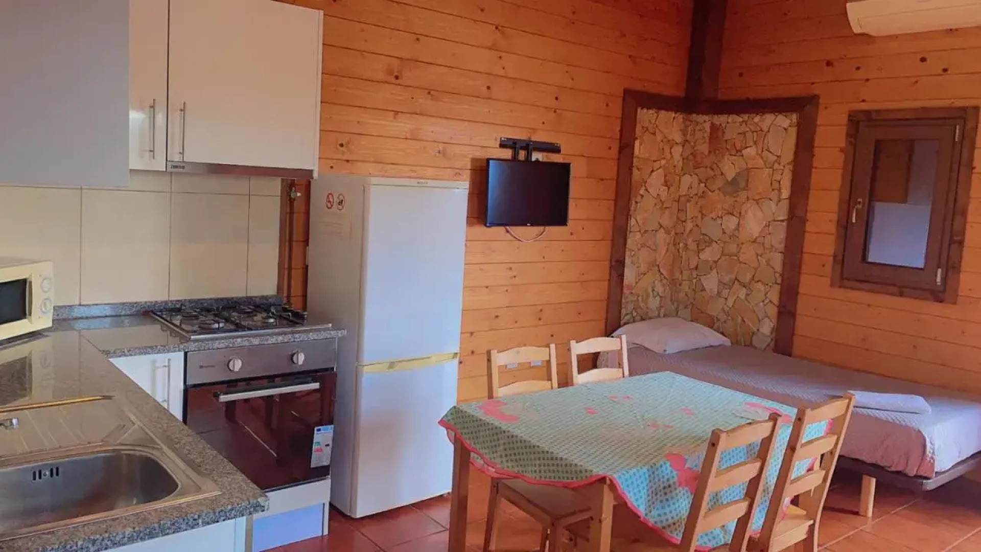 Jantesta Guest House