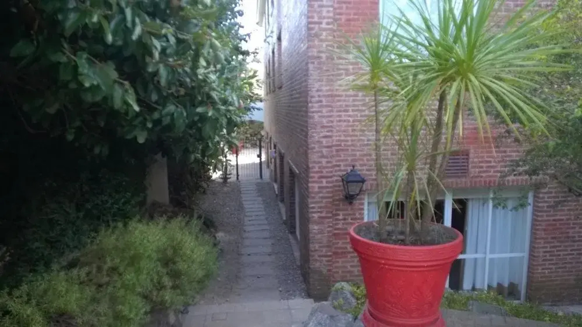 Regency Carrasco - Suites & Boutique Hotel