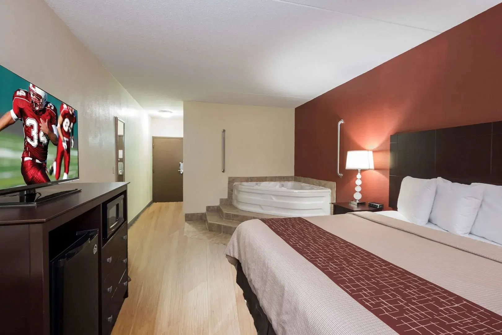 Red Roof Inn & Suites Cincinnati North - Mason