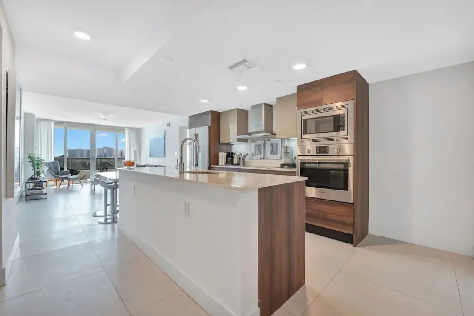 Stunning 2BR 2BA  Bay Harbour with Pool