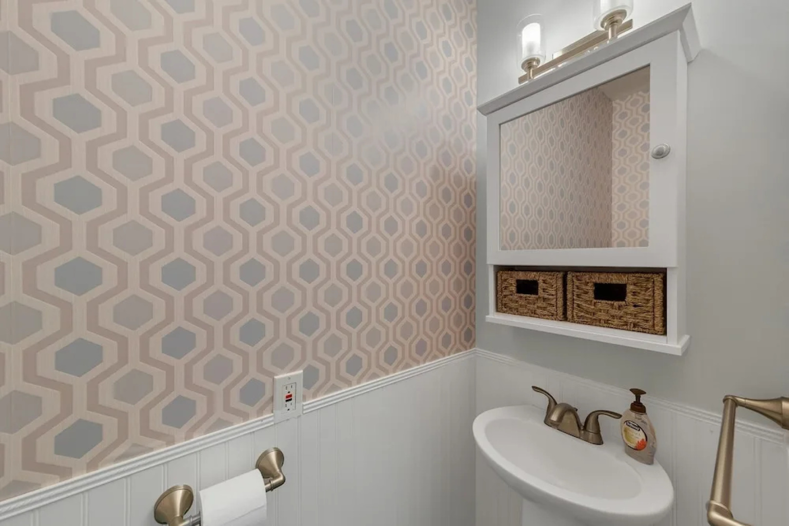 Jcr Taunton Bay Hideaway 3 Bedroom Home by RedAwning