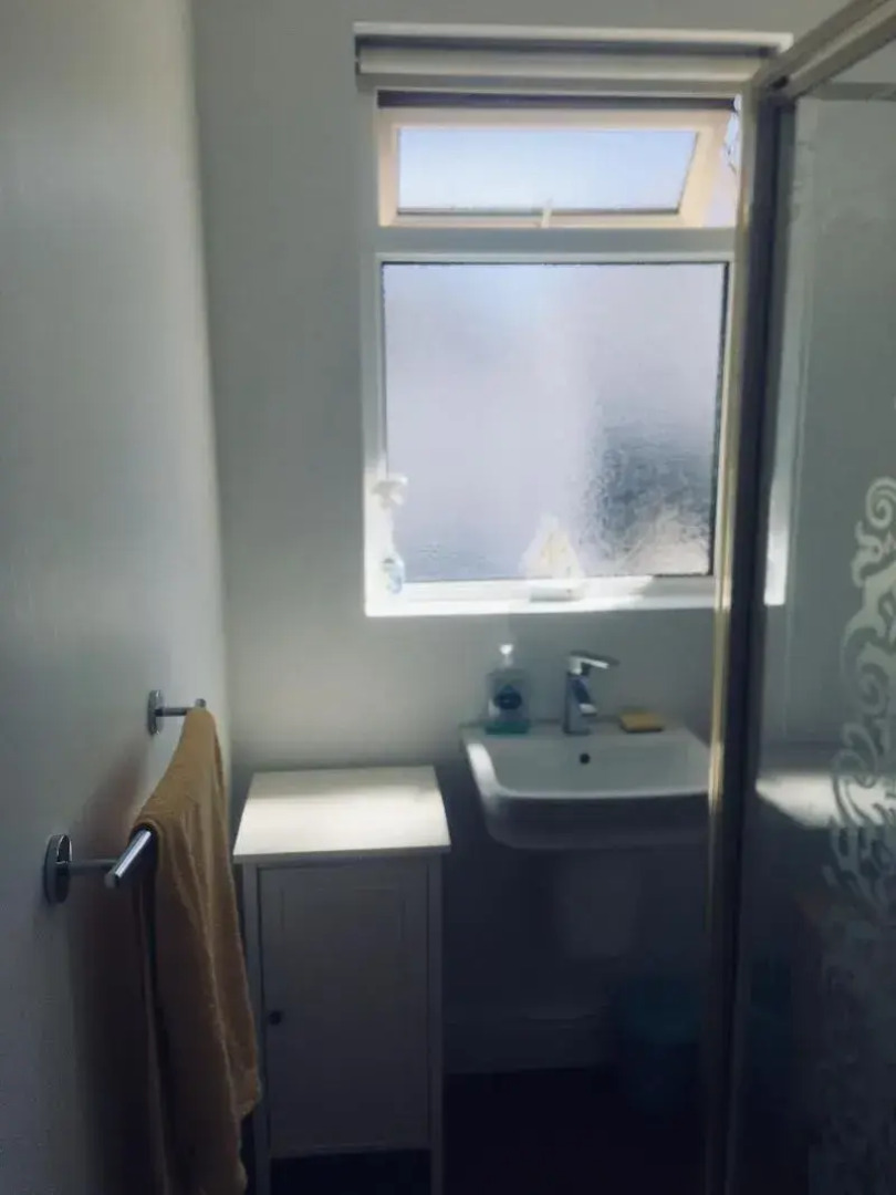 Singer House Guest House