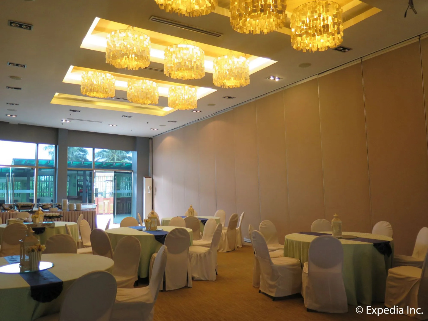 One Tagaytay Place Condo by Dean