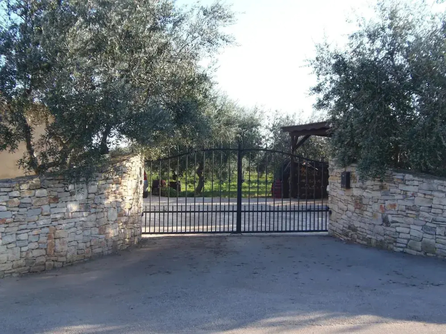 House Erra -family Frendly House