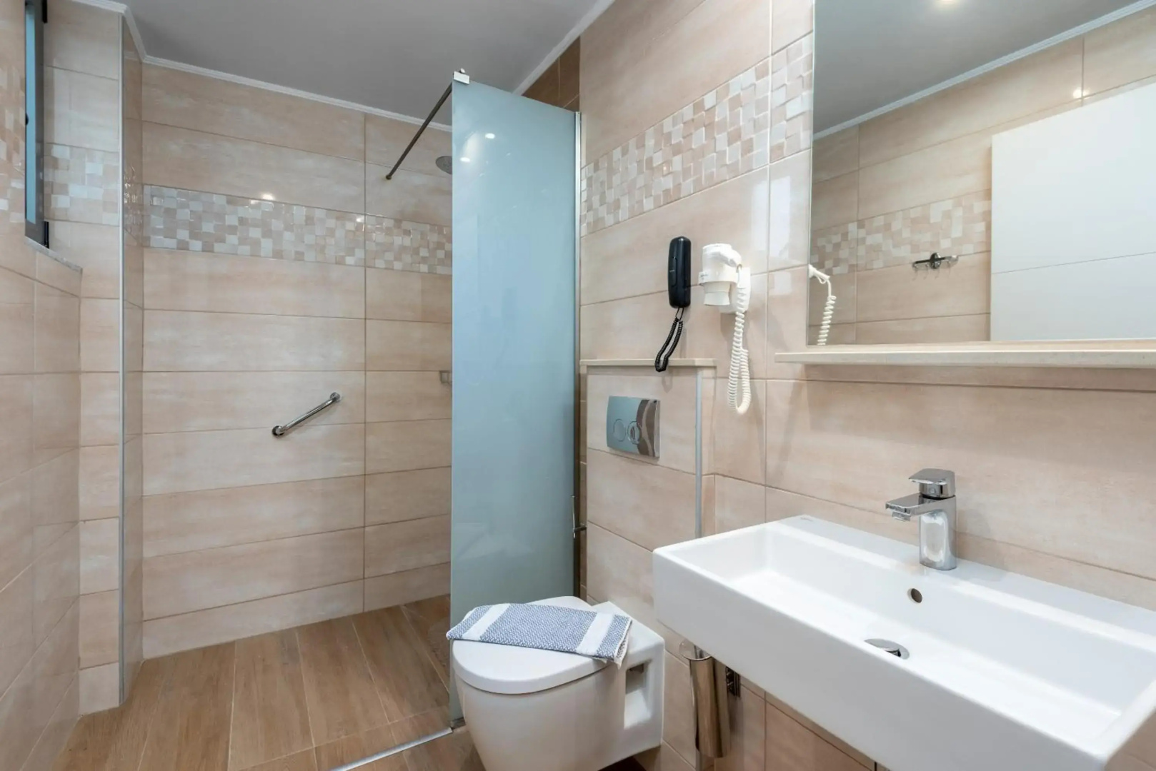 Ilyssion Holidays Hotel