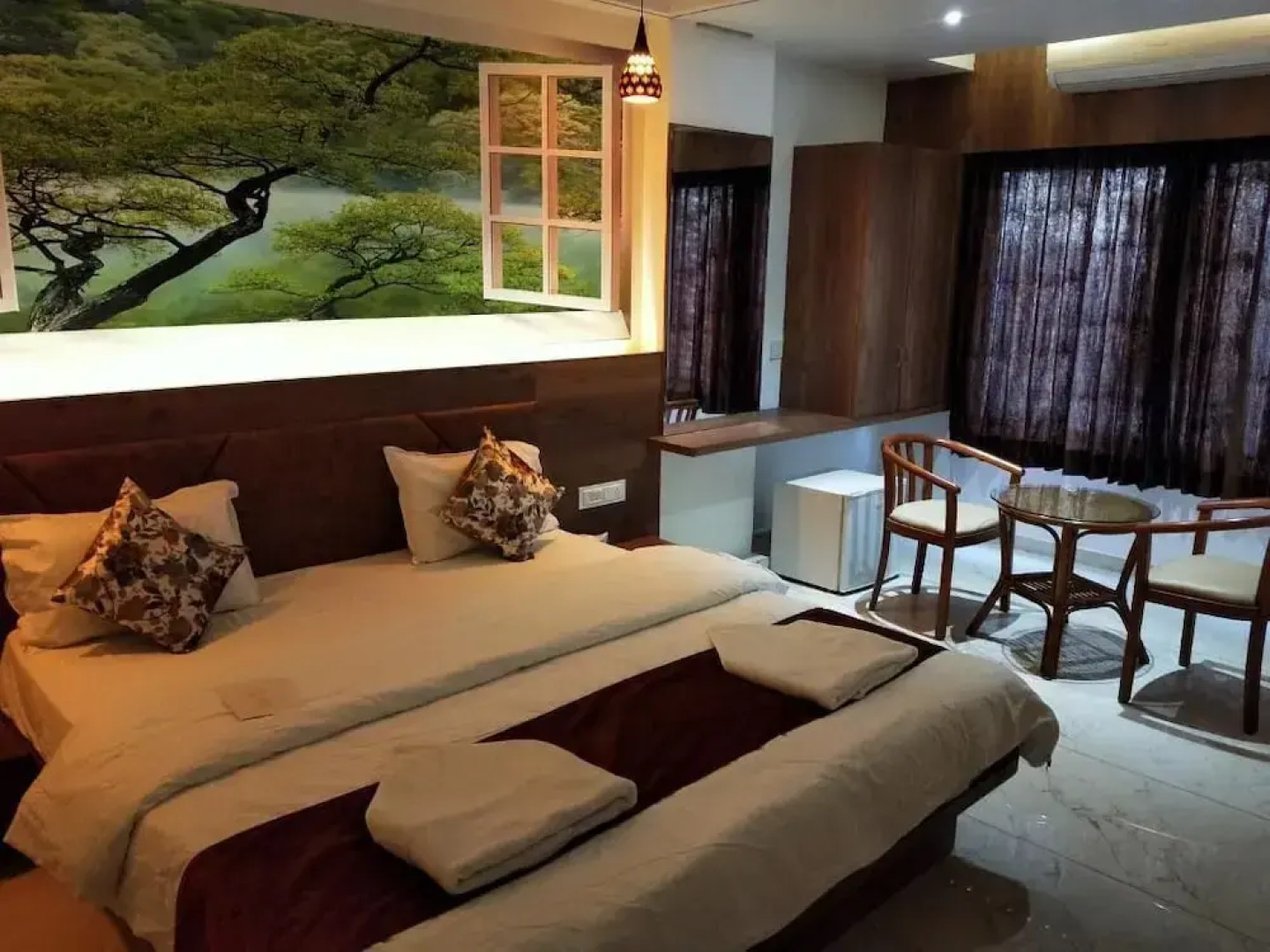 Hotel The Grand Piano