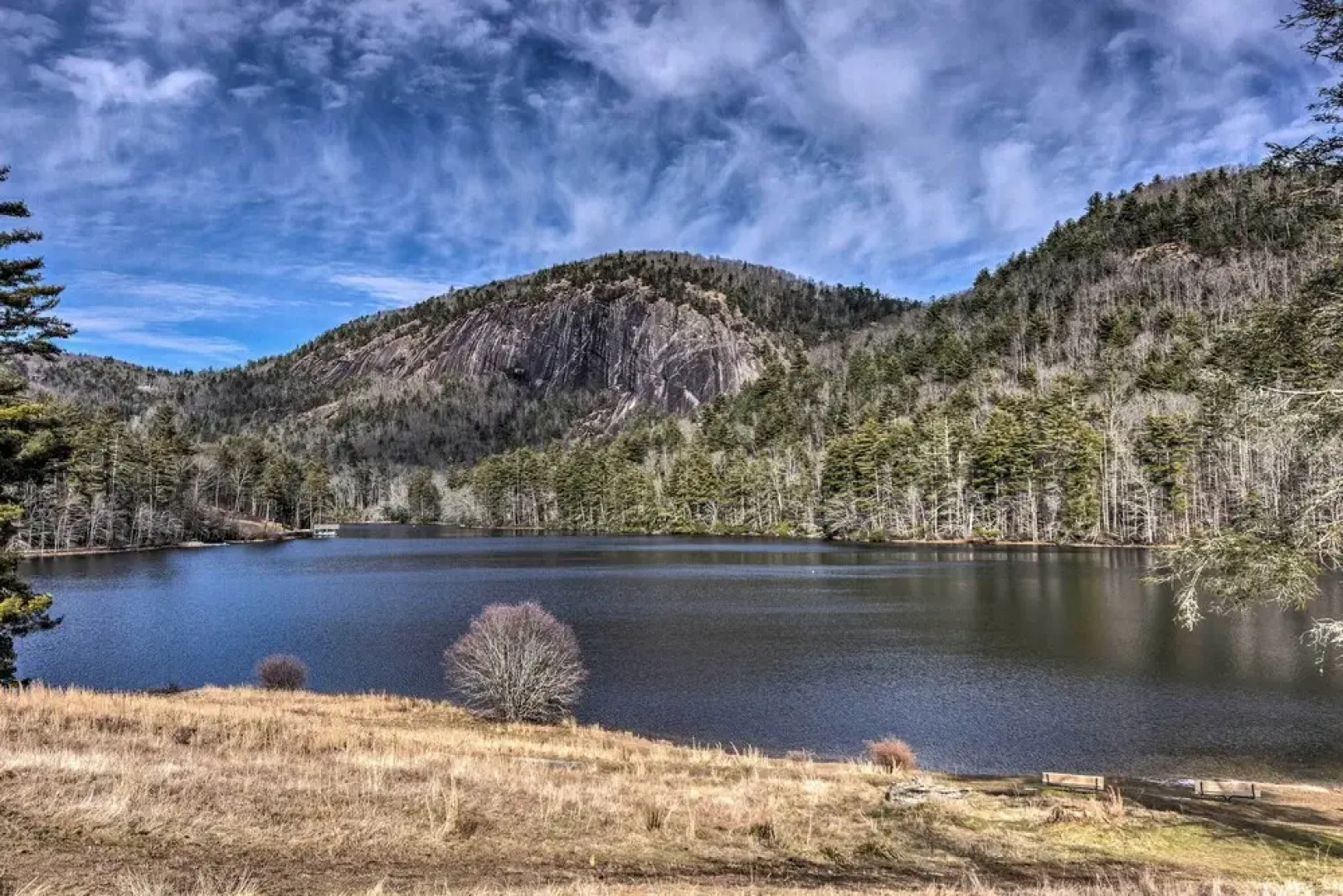 Cozy Retreat w/ Deck & Sapphire Resort Access!