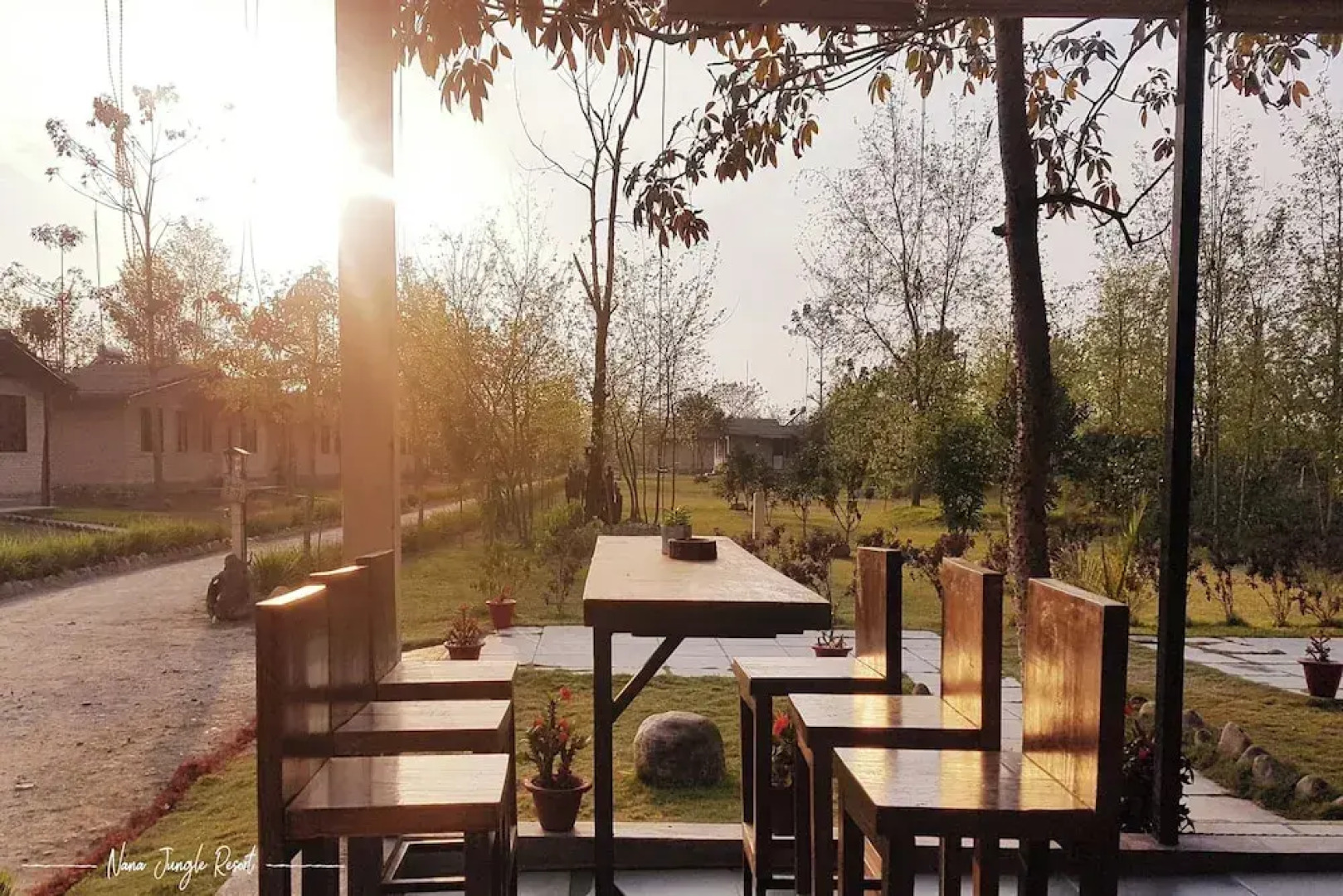 Nana Jungle Resort Near Chitwan National Park