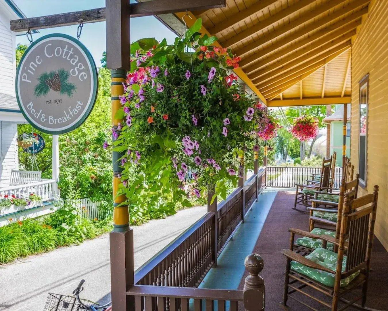 Pine Cottage Bed & Breakfast