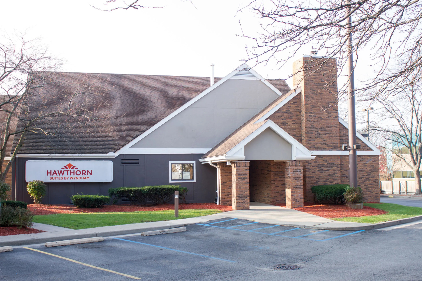 Hawthorn Suites by Wyndham Holland/Toledo Area