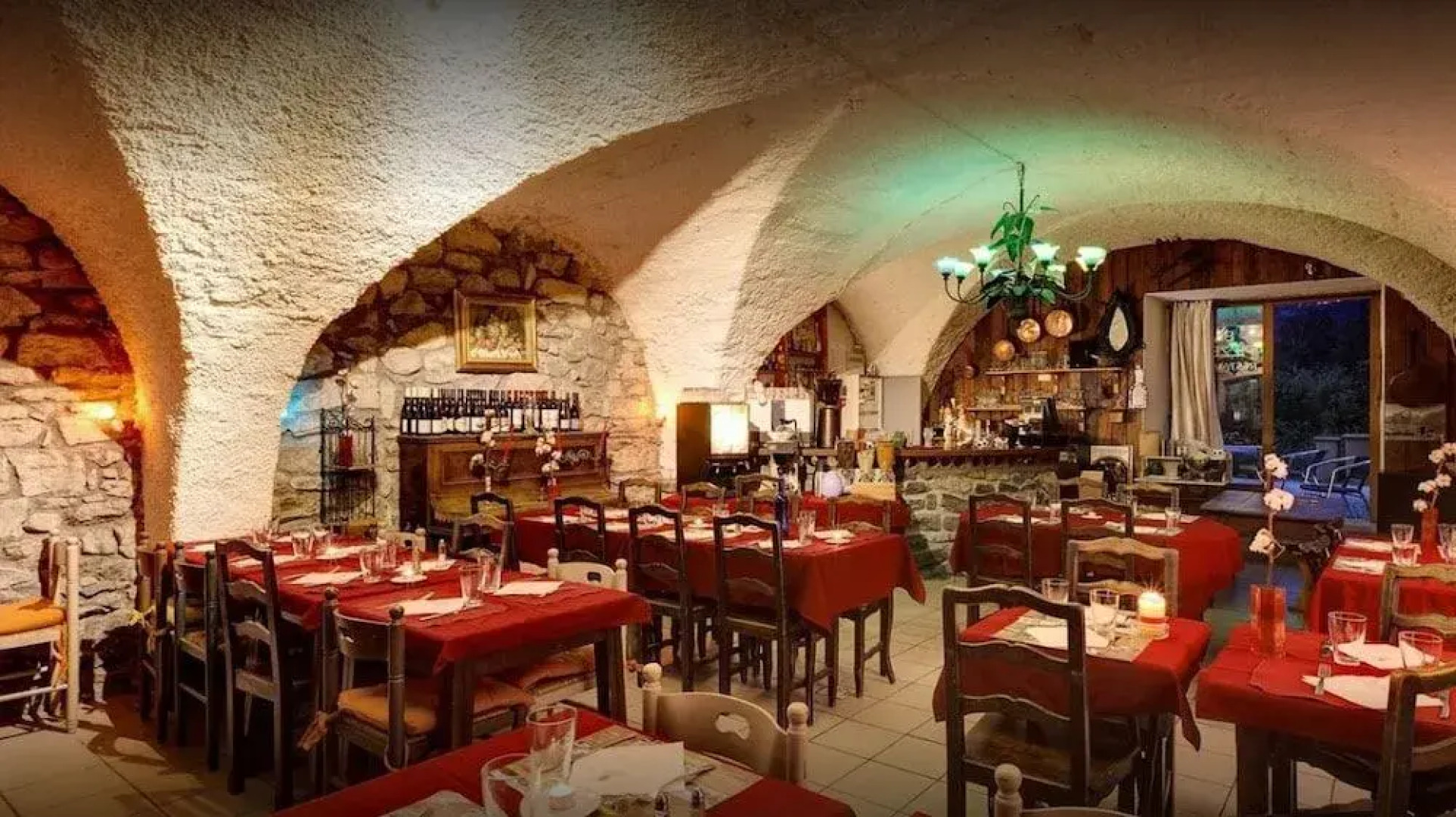 Camping le Chateau de Rochetaillée