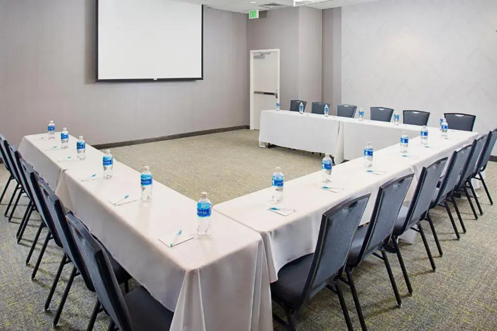 SpringHill Suites Savannah Downtown / Historic District