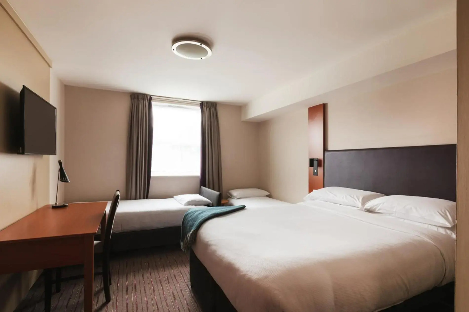 Premier Inn Chesterfield West