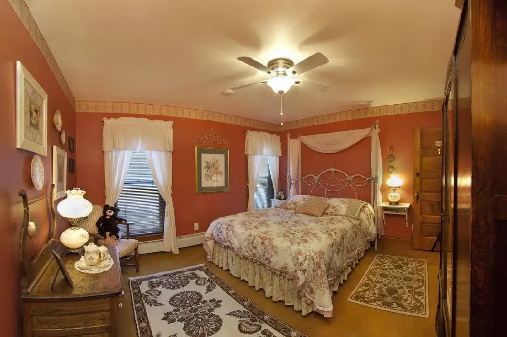 The Historic Elk Mountain Hotel