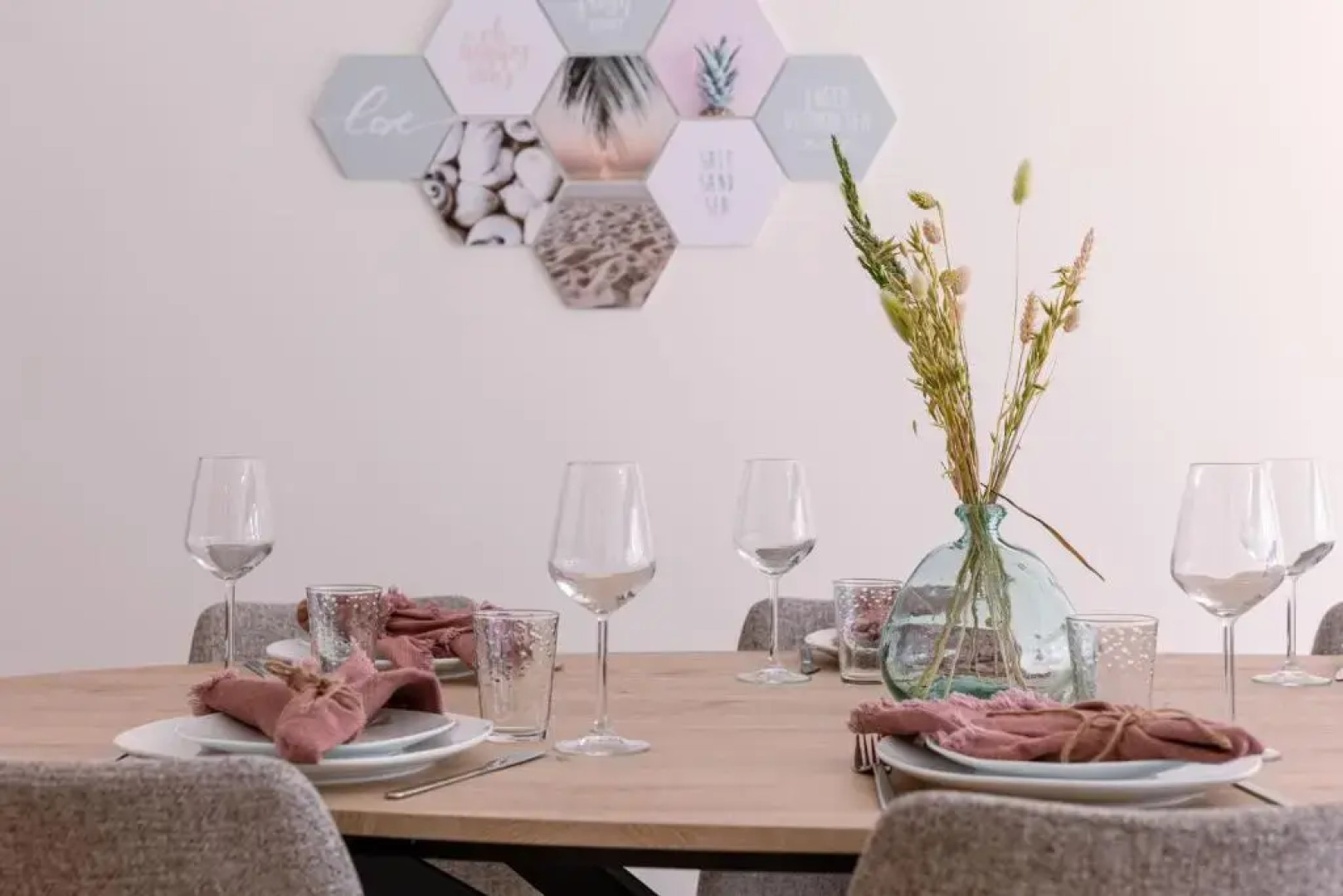 Stunning fully renovated apartment in Knokke-heist for 6 persons