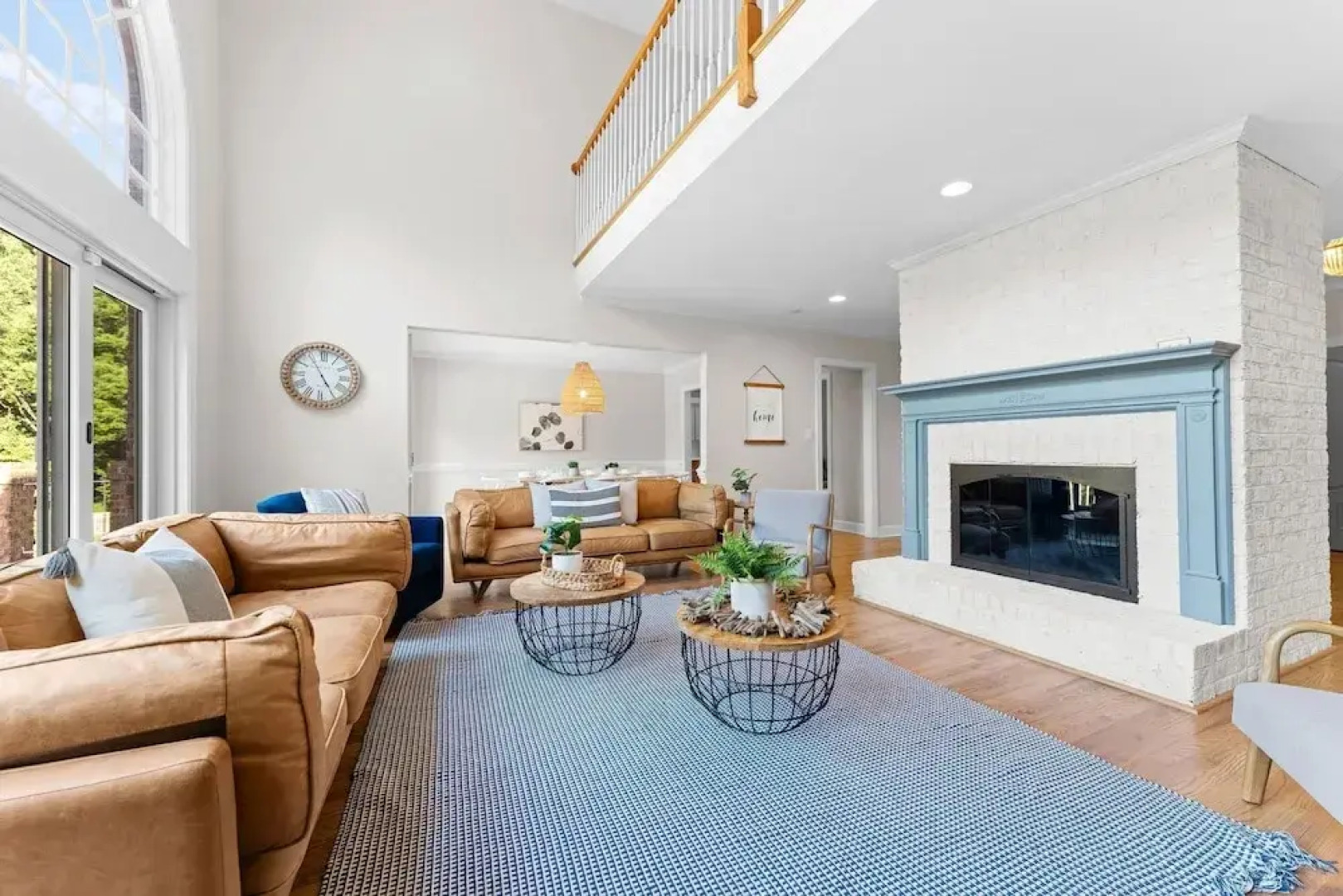 Shoreway Cove by Avantstay Waterfront Pool Dock