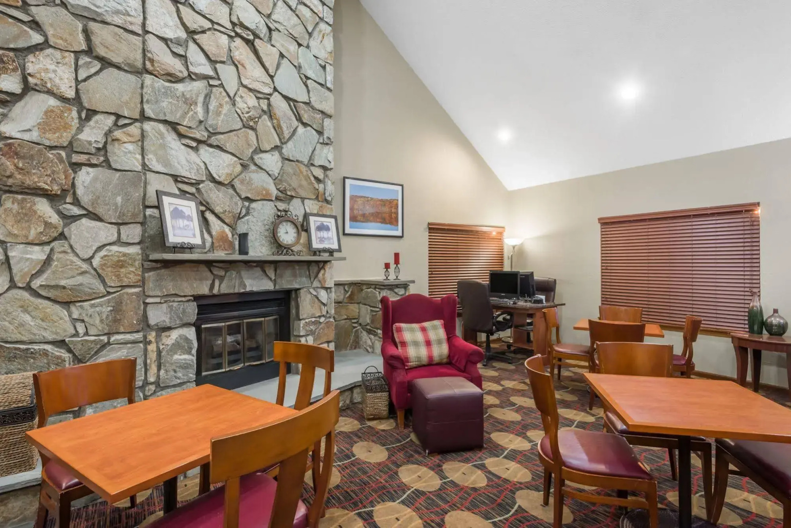 Best Western Fishkill Inn & Suites
