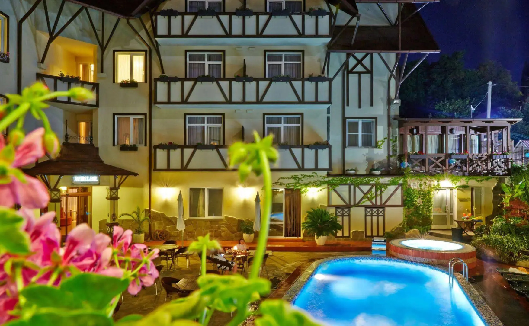 Отель Вэйлер