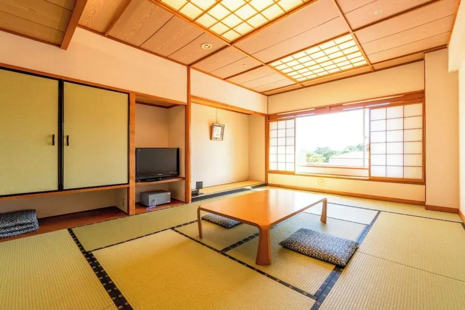 Ooedo Onsen Monogatari Premium Hotel Sokan