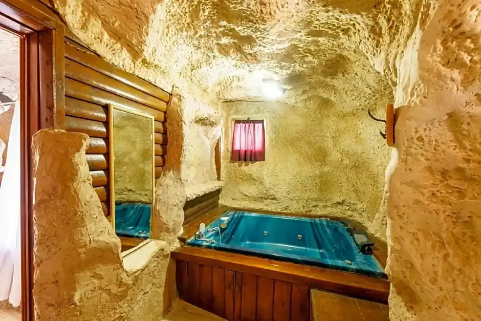 בקתות אירוח המערות - מושב חוסן מרשת V Club