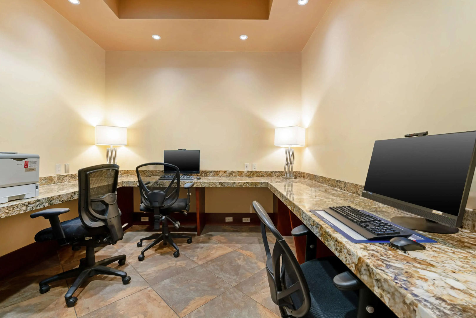 Best Western Plus Barclay Hotel