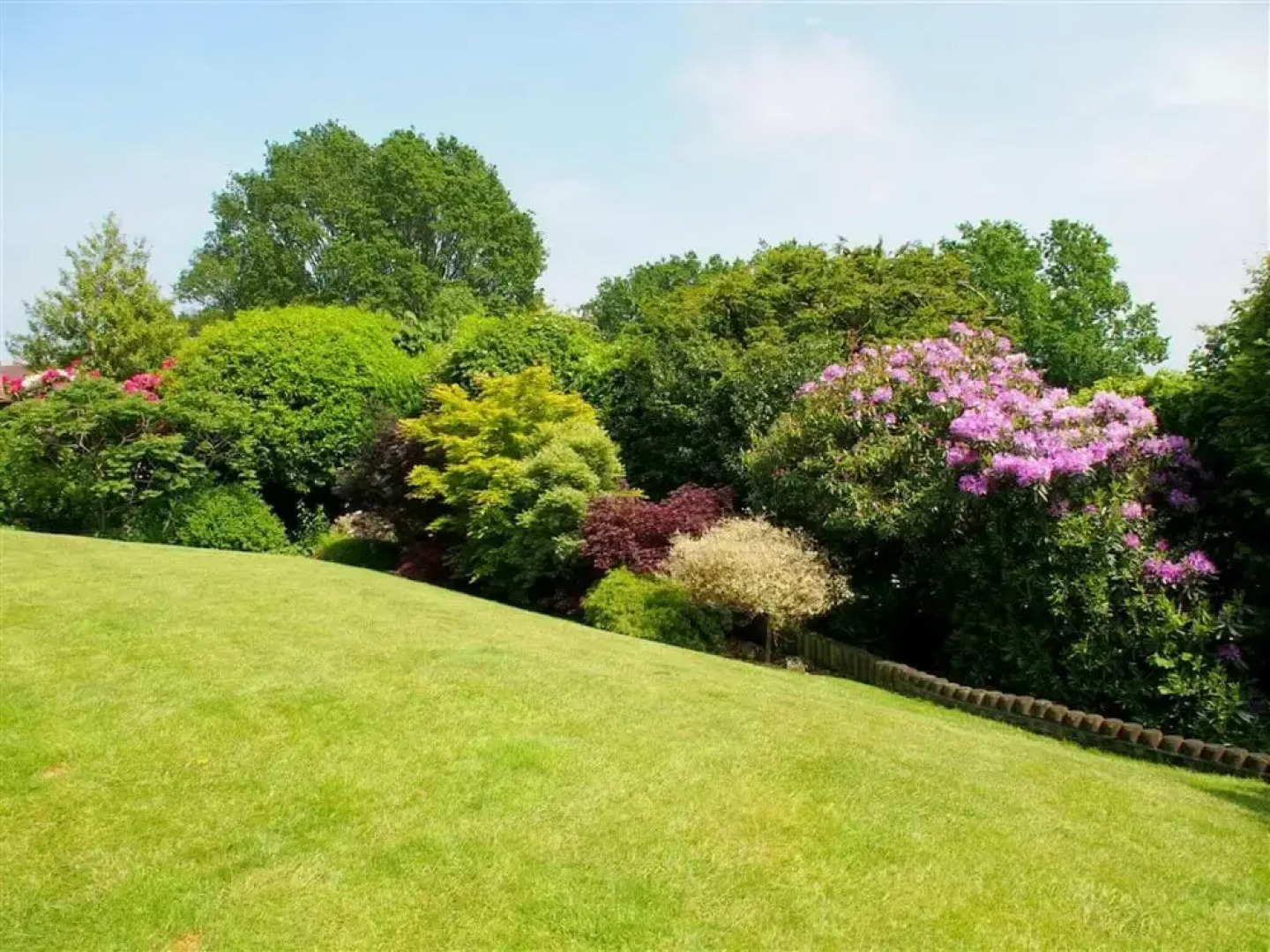Quaint Cottage in Crowborough With Graden