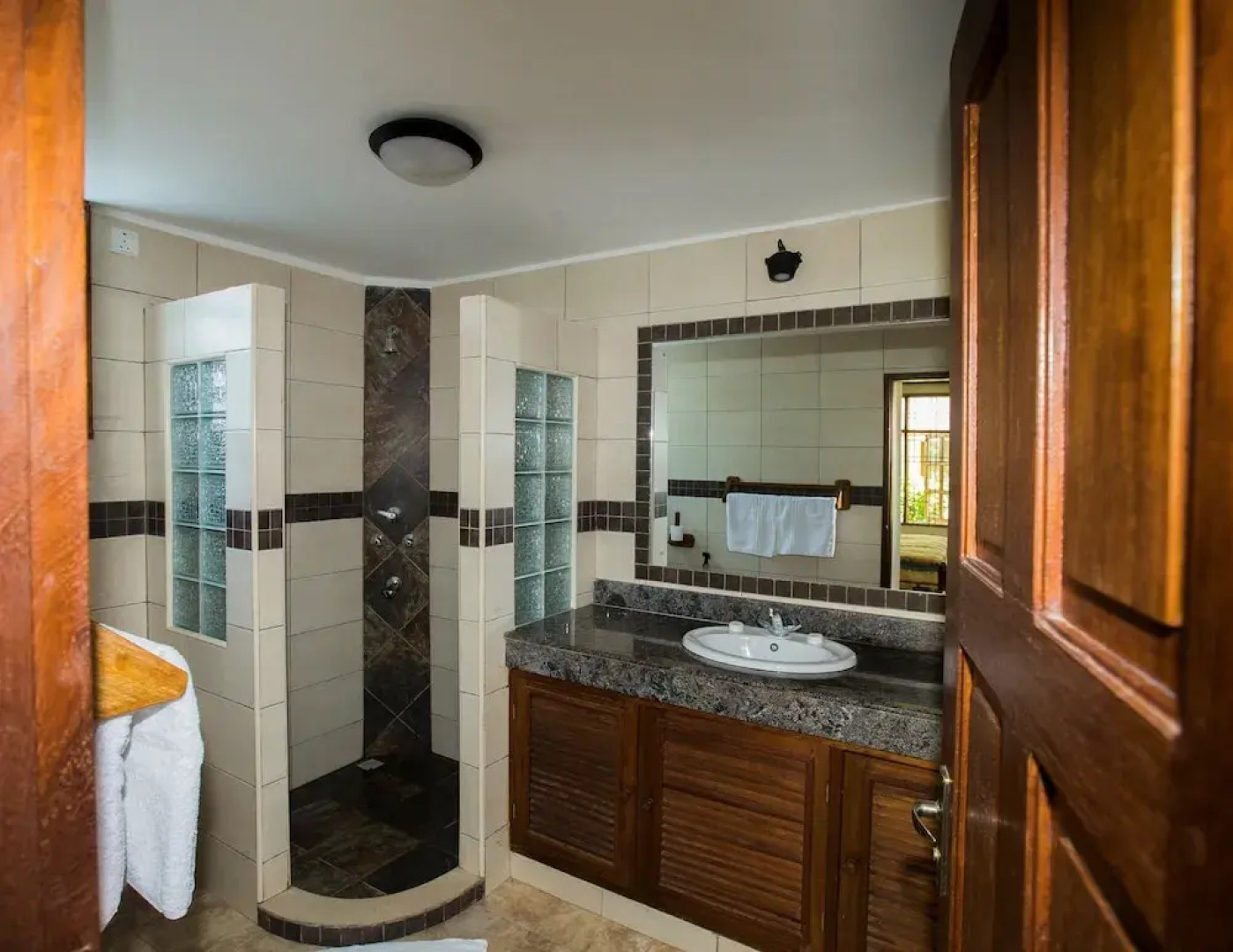 Diani Pearl Luxury Apartments