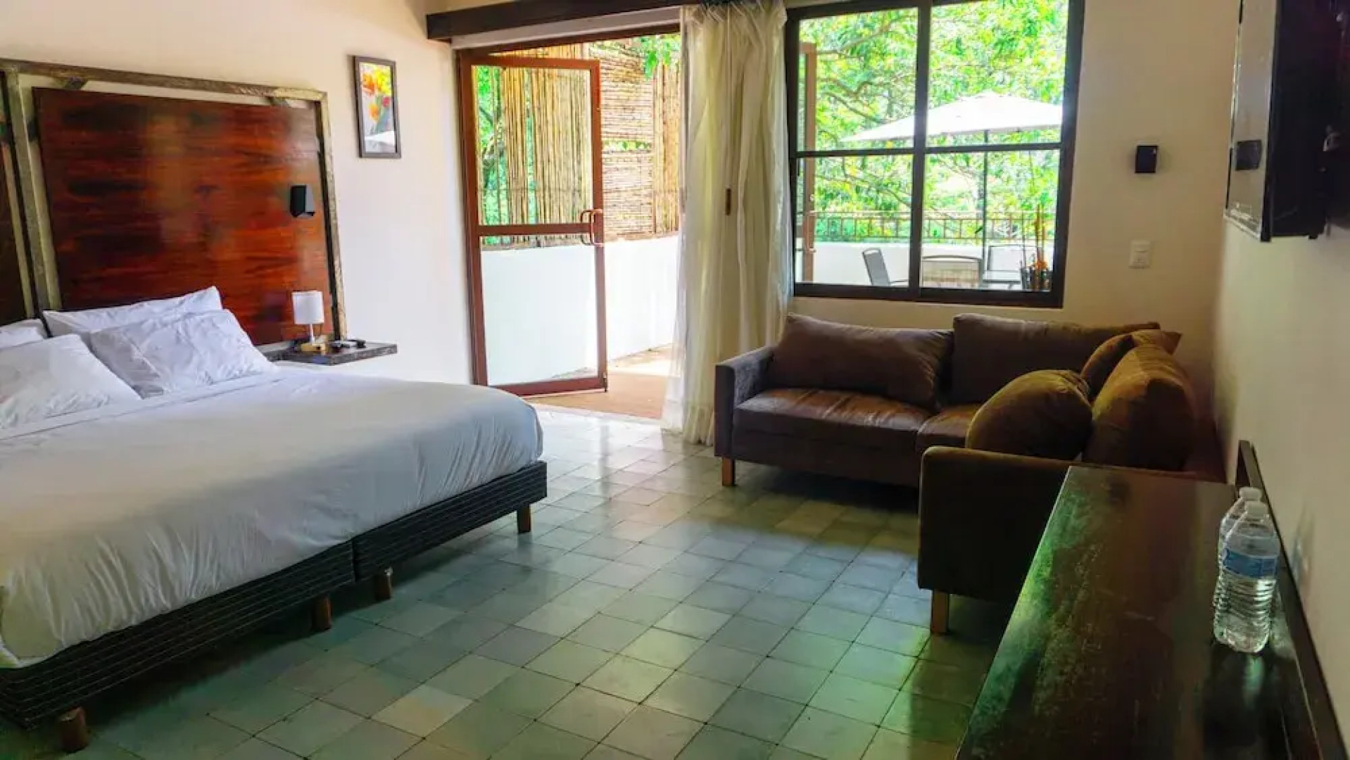 Hotel Azul Esmeralda