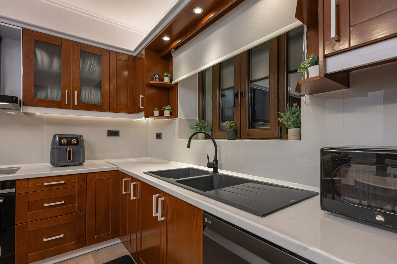 Terra Nostra Mansion & Events Venue