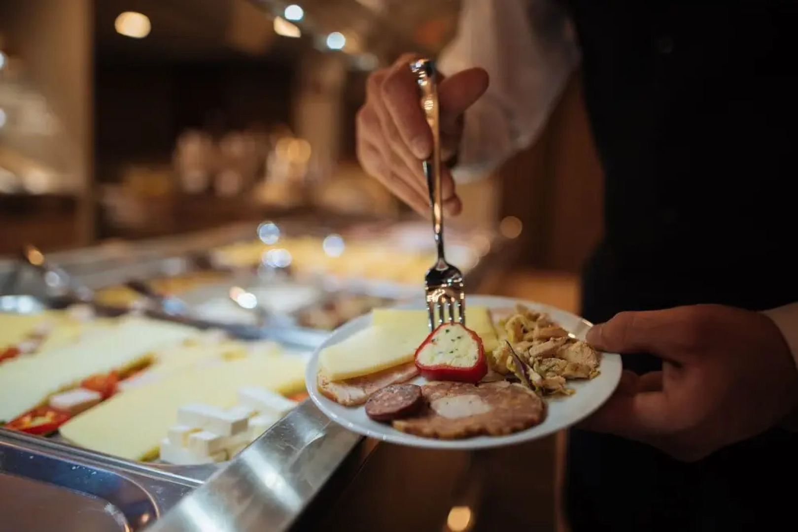 Areo Hotel & Restaurant