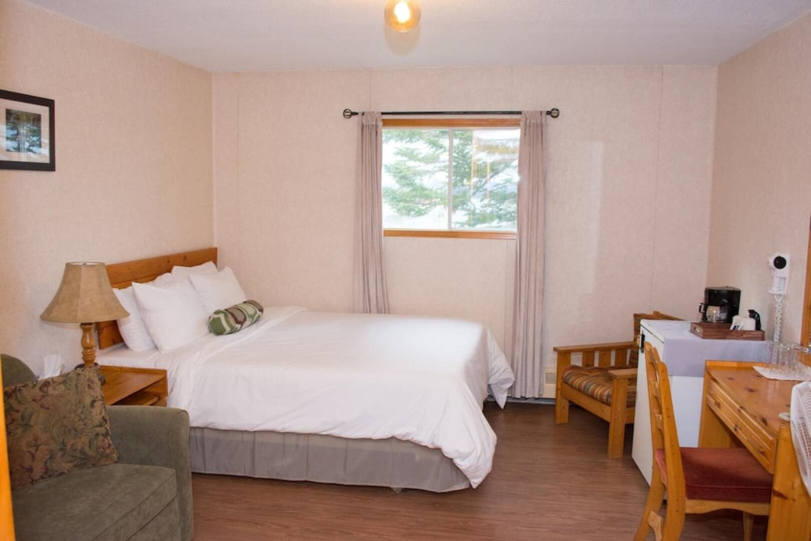 Mayflower Inn and Adventures