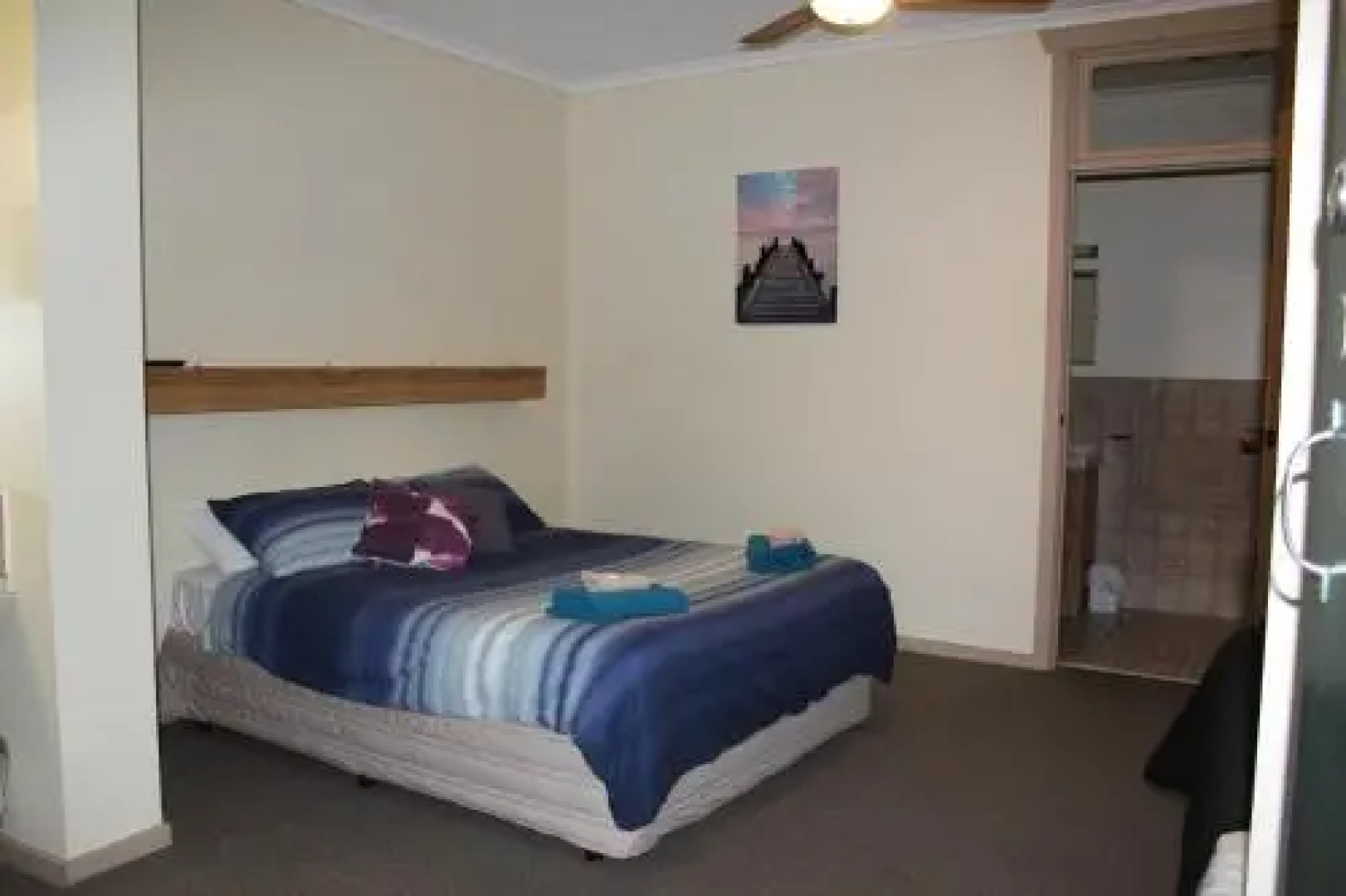 Tocumwal Hotel Motel ("The Palms")