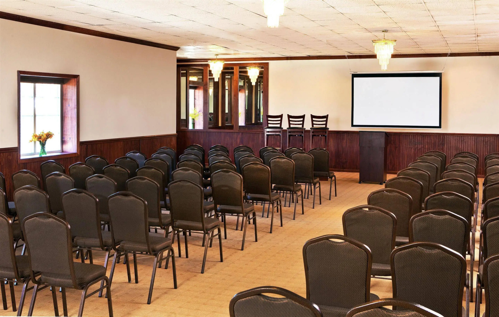 Four Points by Sheraton Kalamazoo