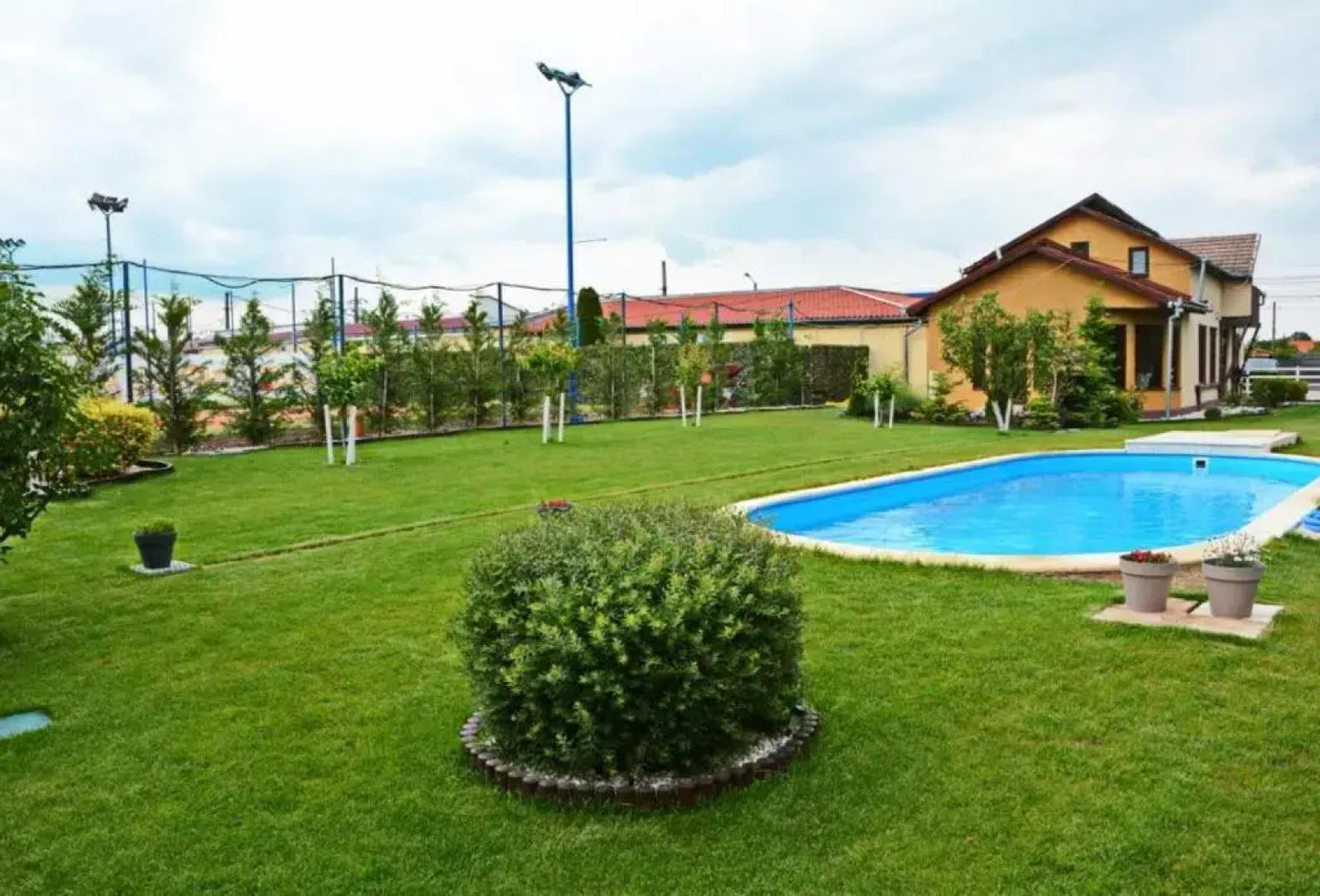 Neferprod Apartments - IS - CAM 01